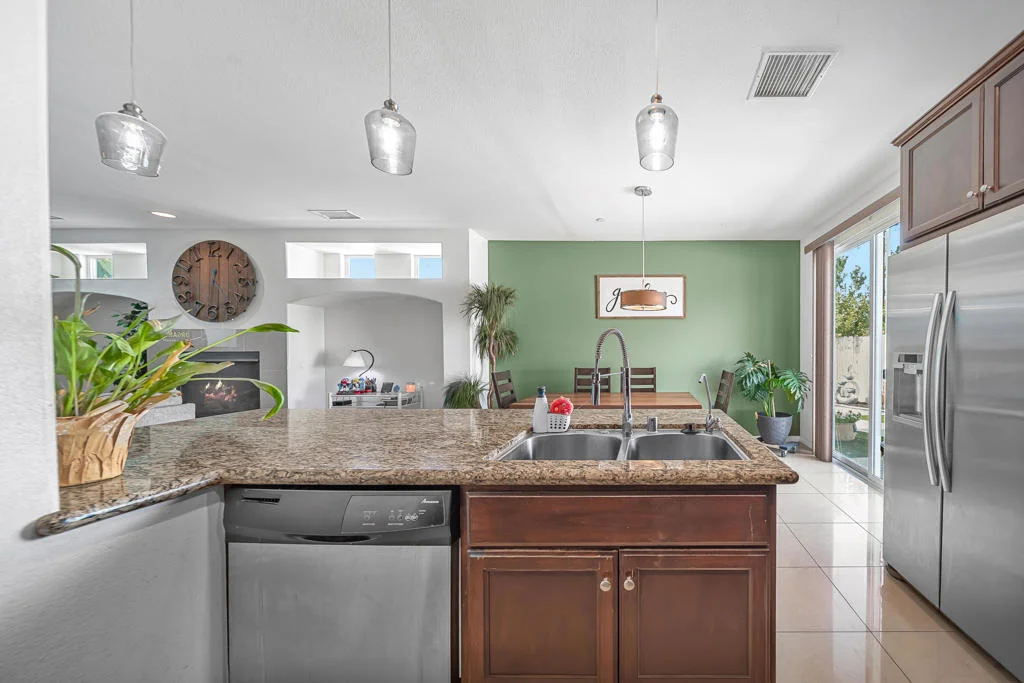 Photo of 52520 Avenida Herrera