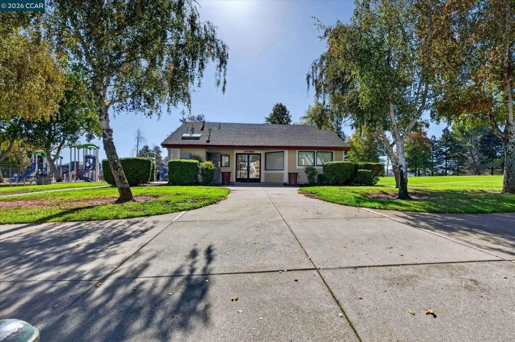 Photo of 1104 Canterbury