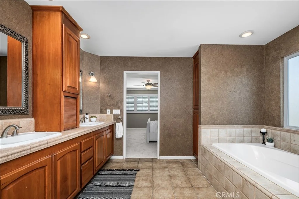 Photo of 3261 Lilly Avenue