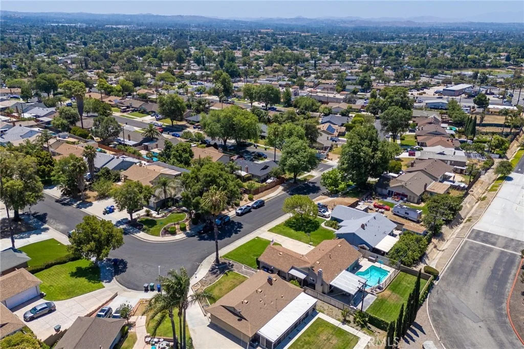 Photo of 6867 Morningside