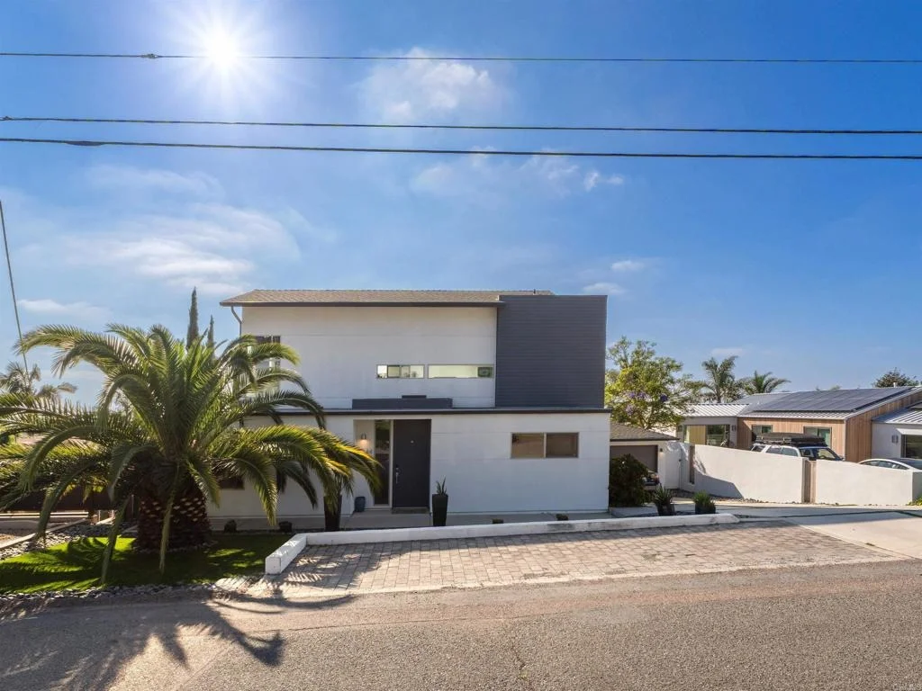 Photo of 1044 Arcadia Rd