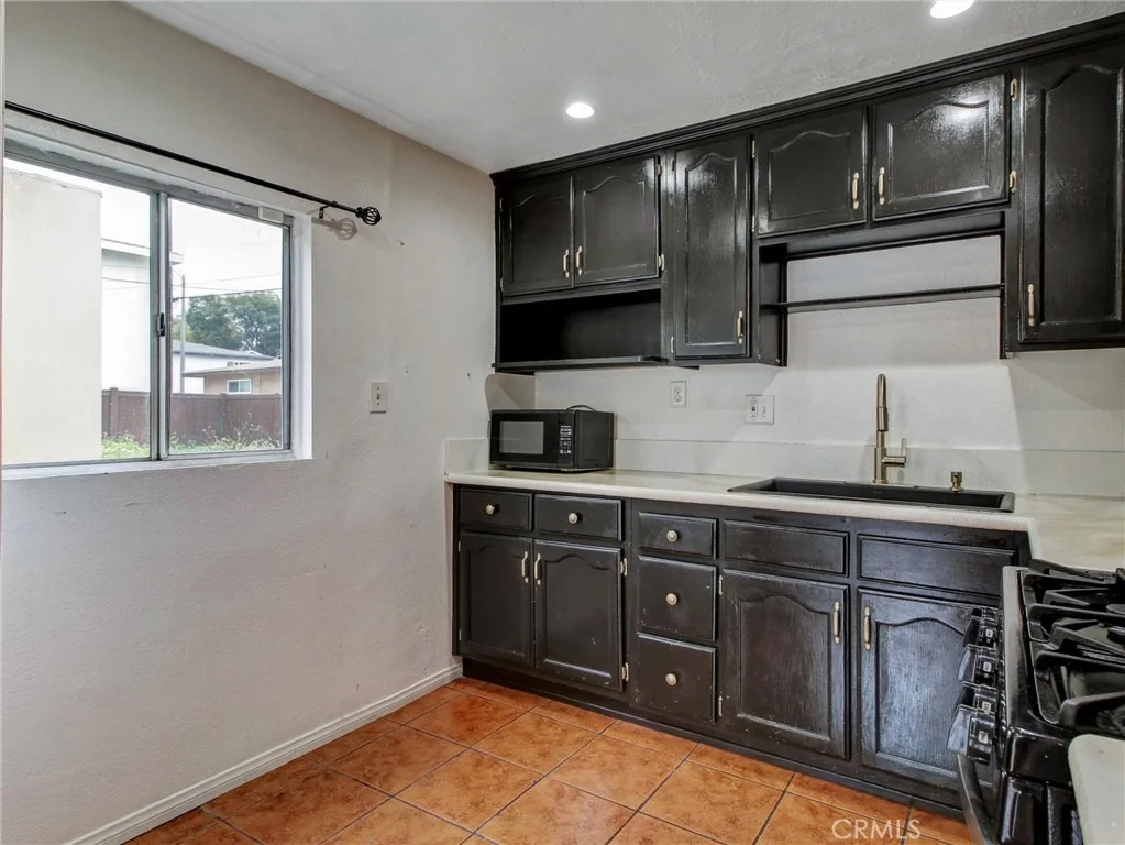 Photo of 110 W Forhan Street