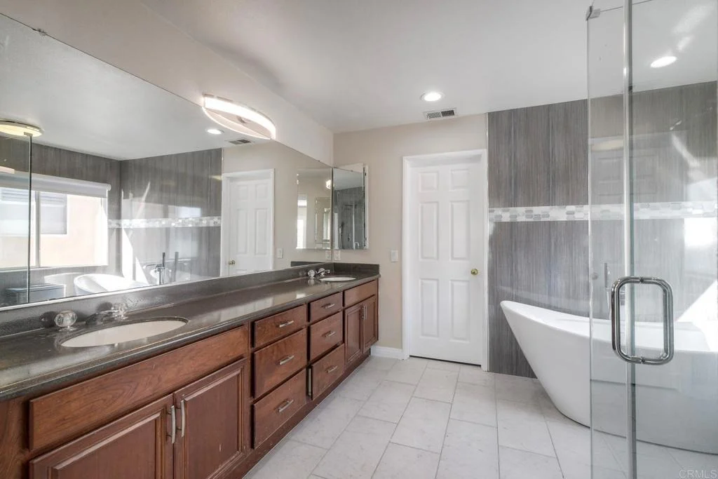 Photo of 690 Jay Court