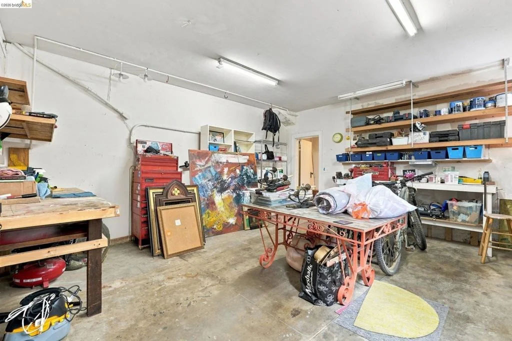 Photo of 893 Santa Barbara Rd