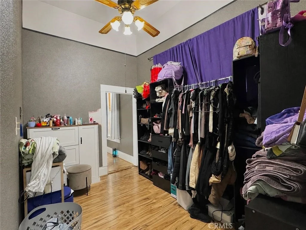 Photo of 7015 Barton Street