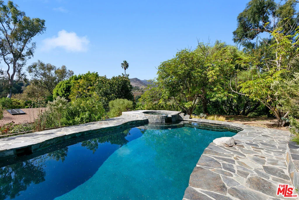 Photo of 6100 Bonsall Drive