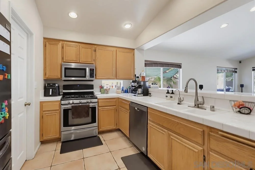 Photo of 2081 Larkspur Dr