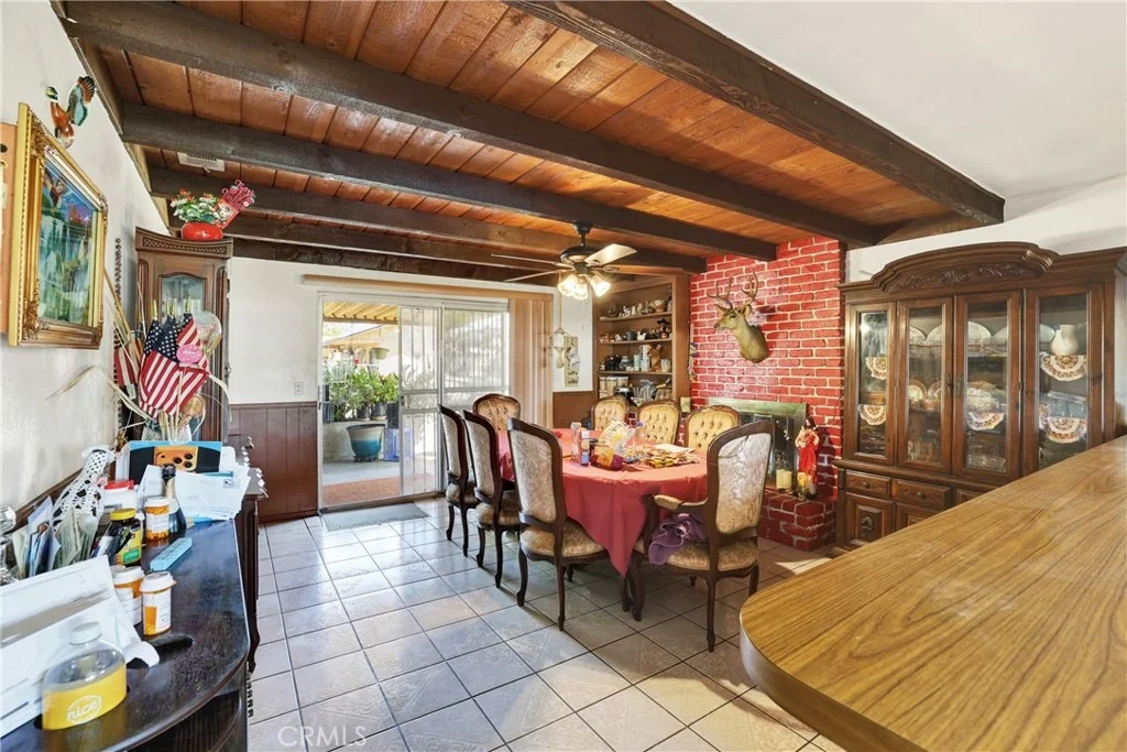 Photo of 3949 BLUFF