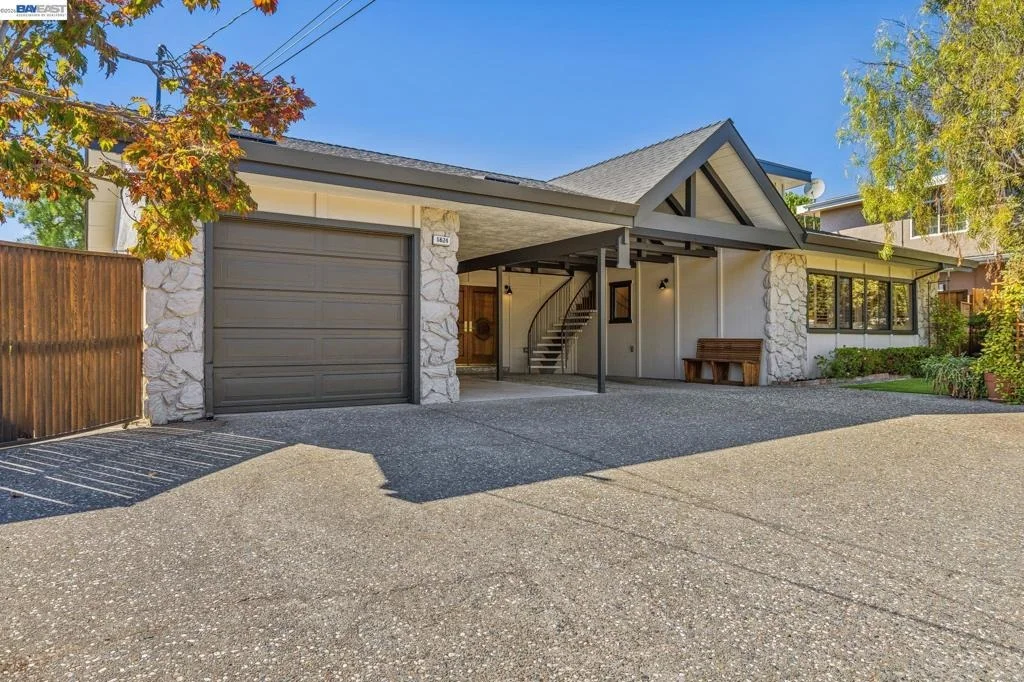 Photo of 5624 Greenridge Rd