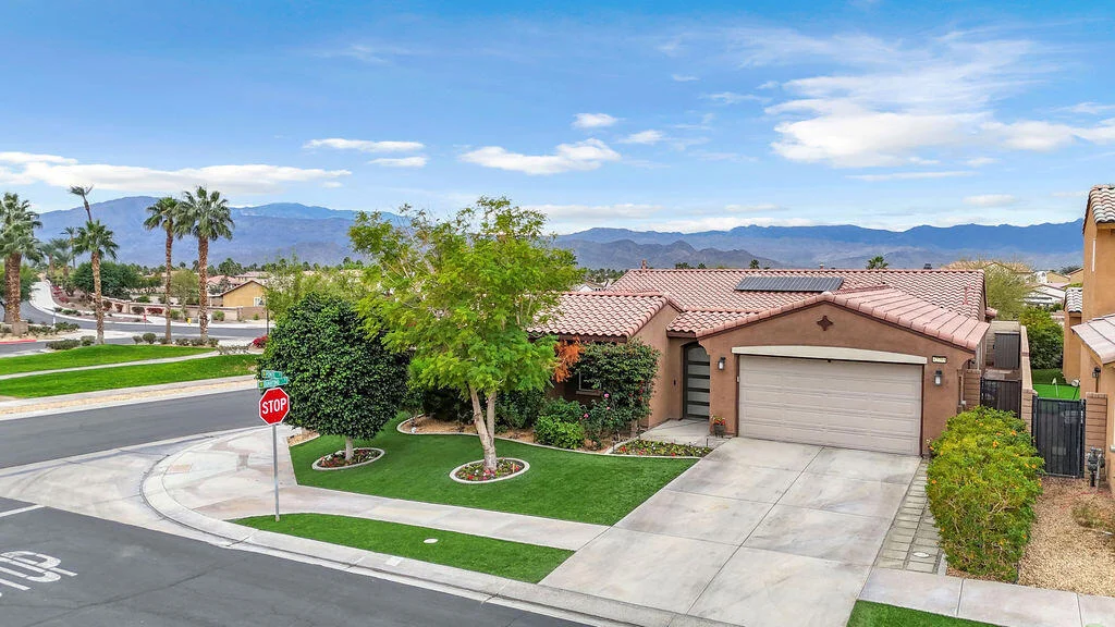 Photo of 42795 Ponte Court