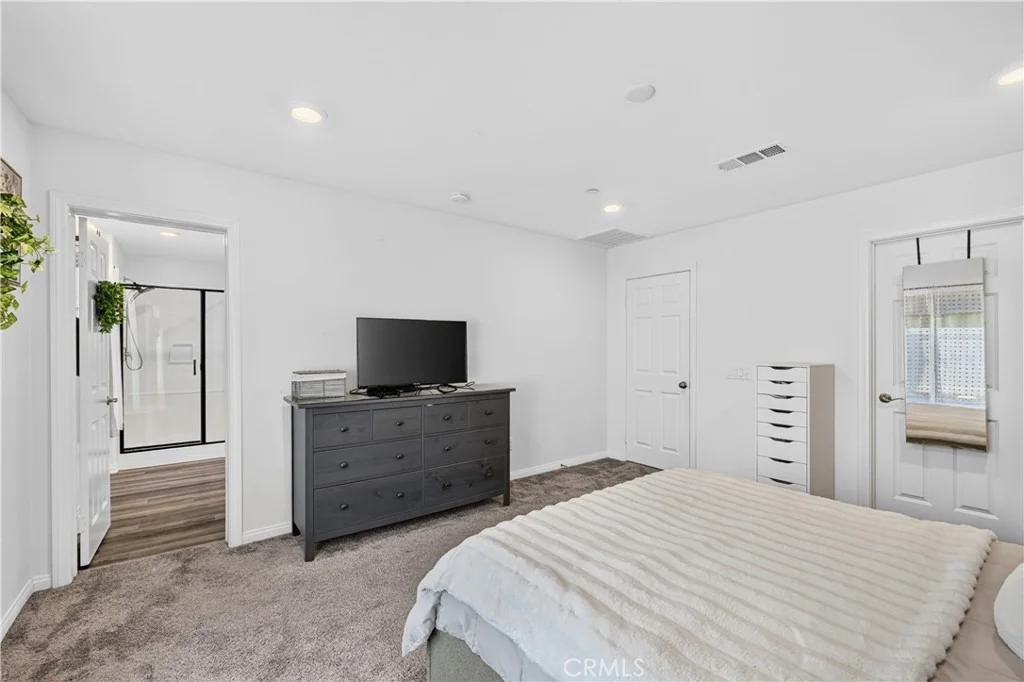 Photo of 2417 Tulip Drive