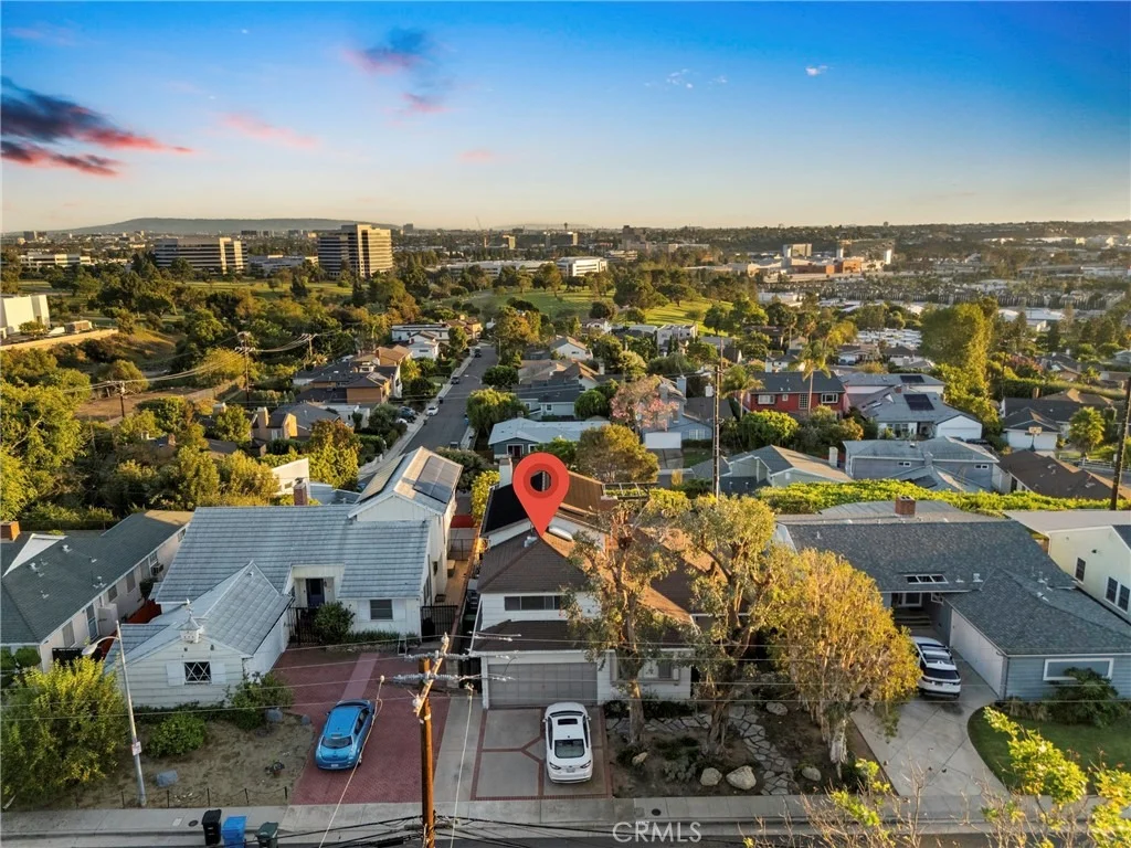 Photo of 5919 Hill