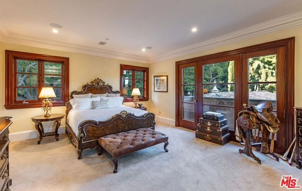 Photo of 77 Beverly Park Lane