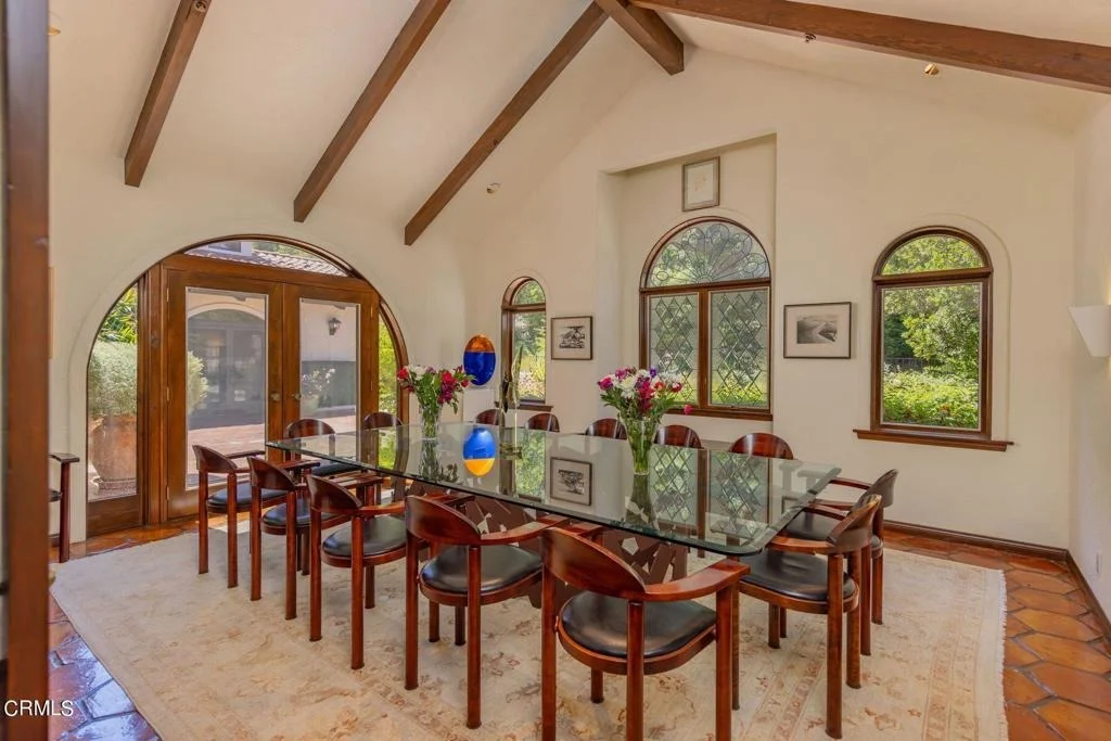 Photo of 10829 10883 Oak Knoll Road
