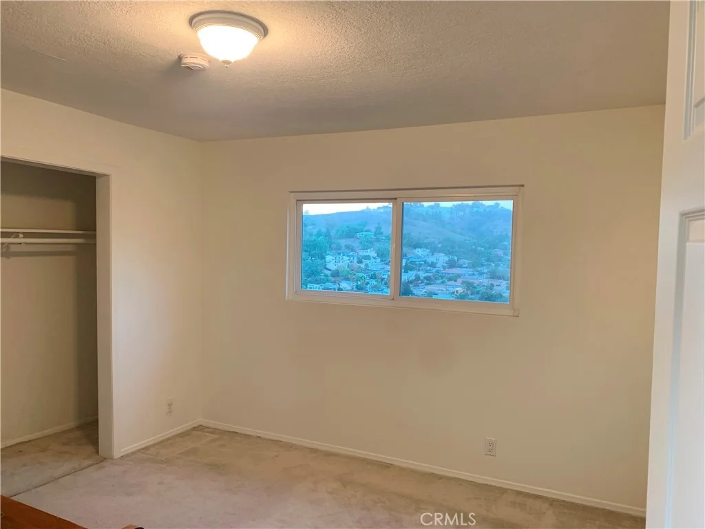 Photo of 4053 Barrett Road