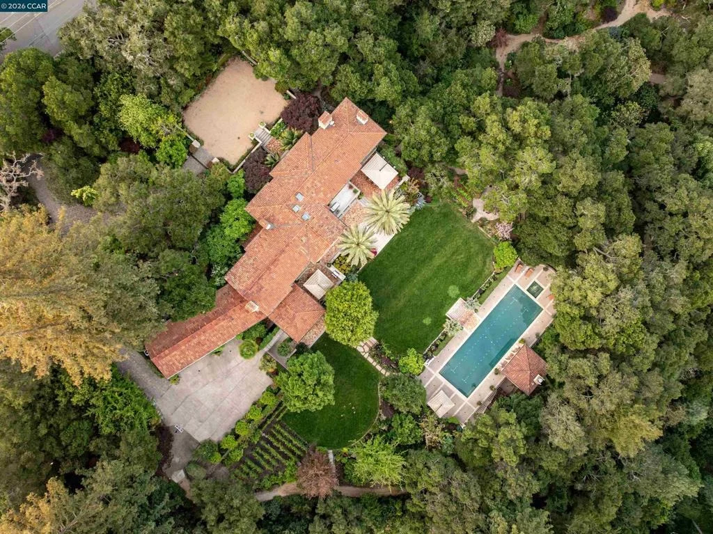 Photo of 280 Indian Rd