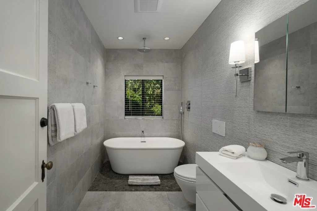 Photo of 7401 Shepard Mesa Road