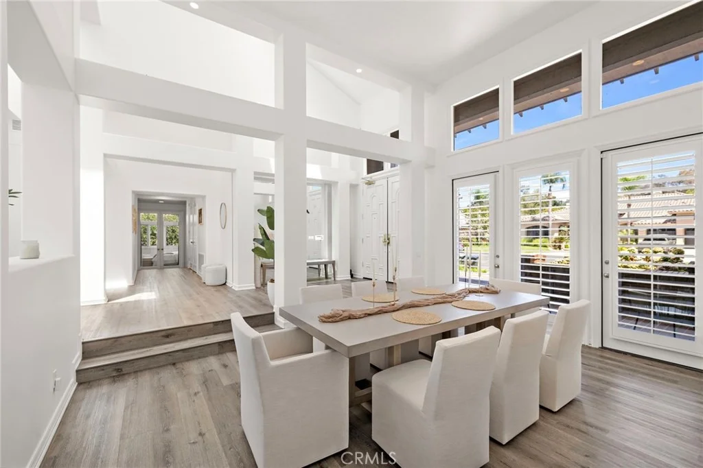 Photo of 1582 White Alder