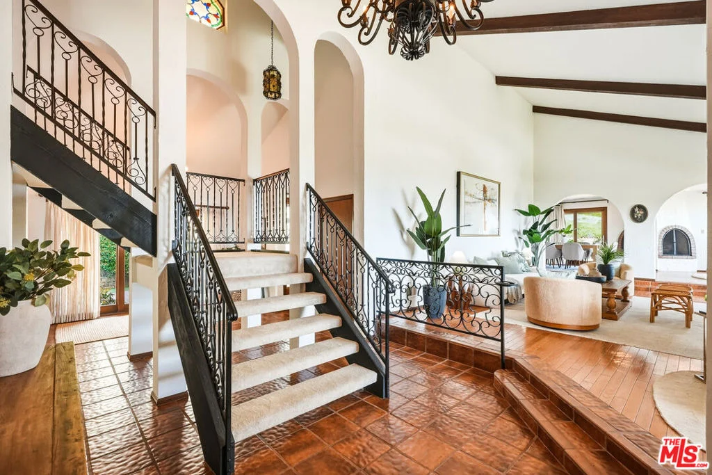 Photo of 5461 Horizon Drive