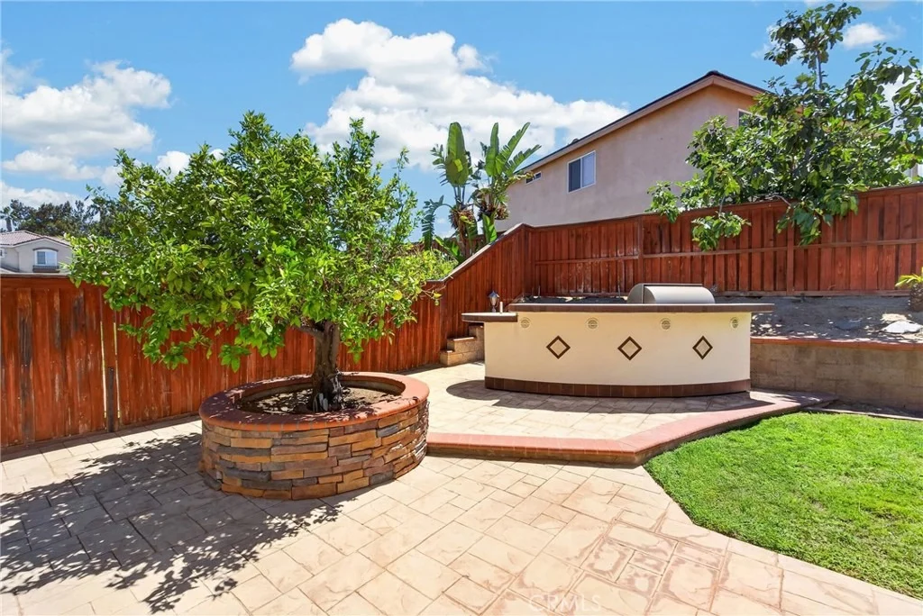 Photo of 12611 Avocado Way