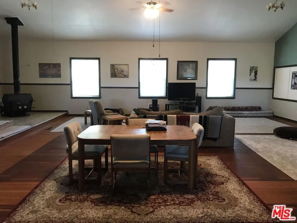 Photo of 3086 State Highway 45
