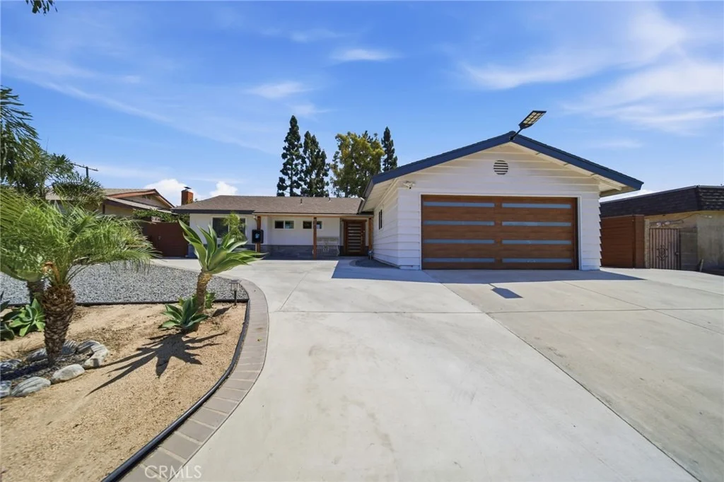 Photo of 14762 Carfax
