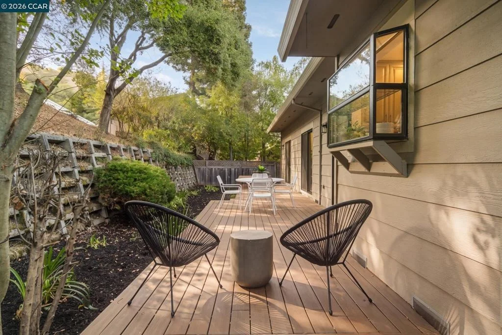 Photo of 900 Augusta Dr