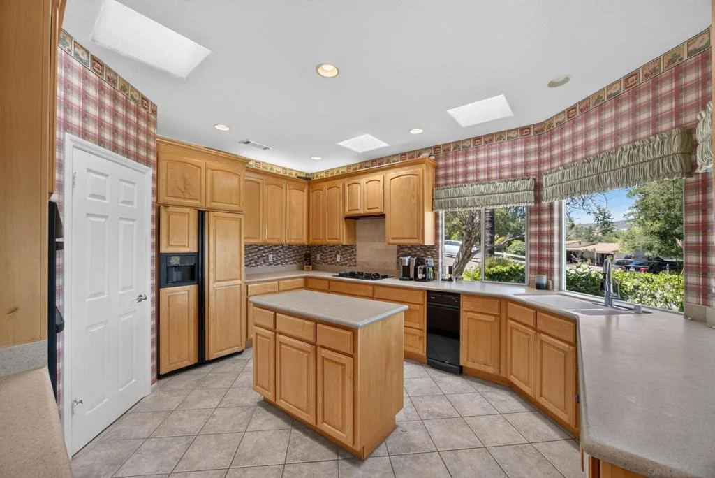 Photo of 15546 Calistoga Dr.