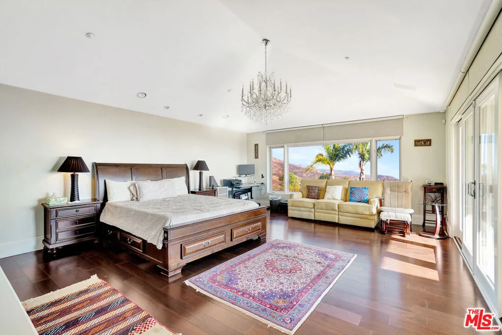 Photo of 27425 Calicut Road