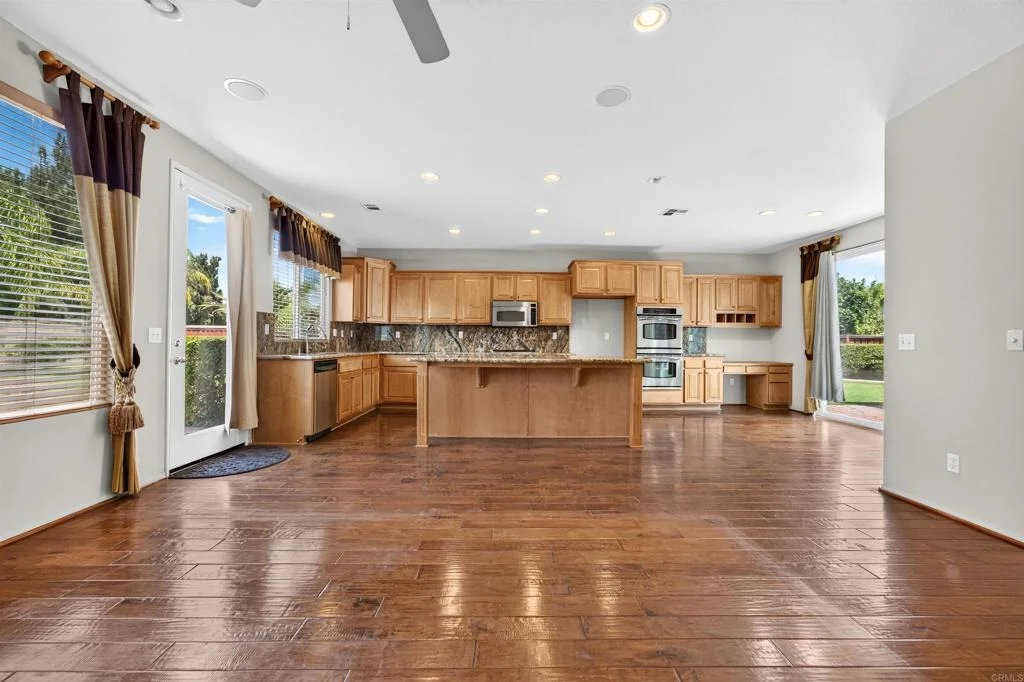 Photo of 28017 Windjammer Court
