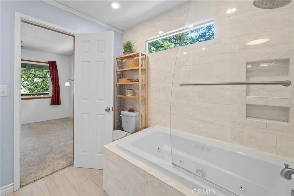 Photo of 2170 Spring Oak