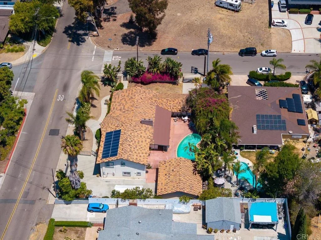 Photo of 487 Hilltop Dr