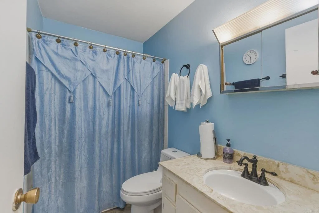 Photo of Unit UNITD at 11911 Royal Road