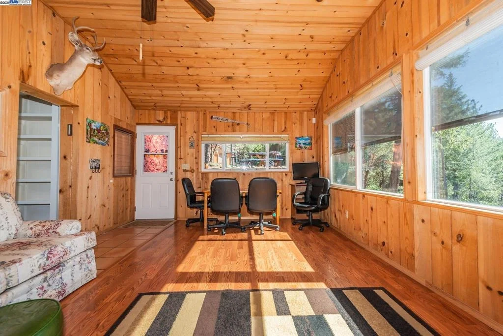 Photo of 8341 East Side Rd