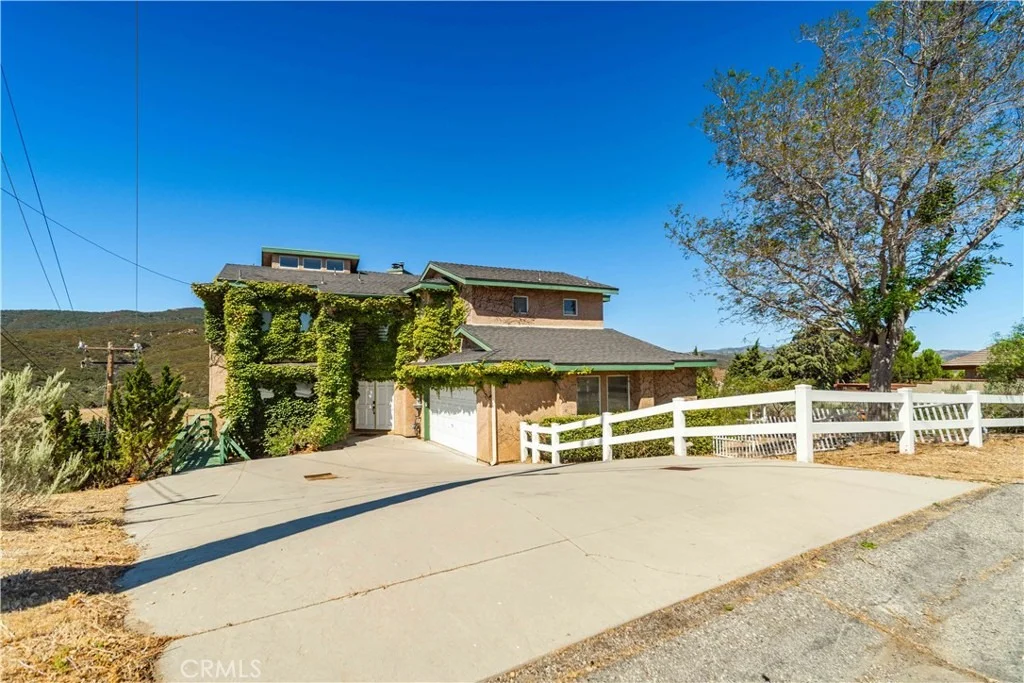 Photo of 14738 Flintstone Drive