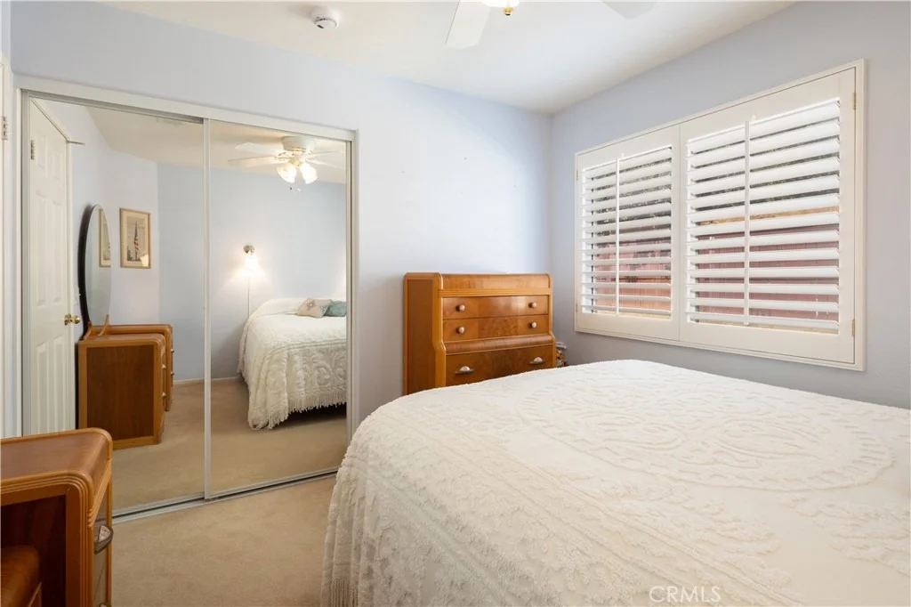 Photo of 1686 Lakeside