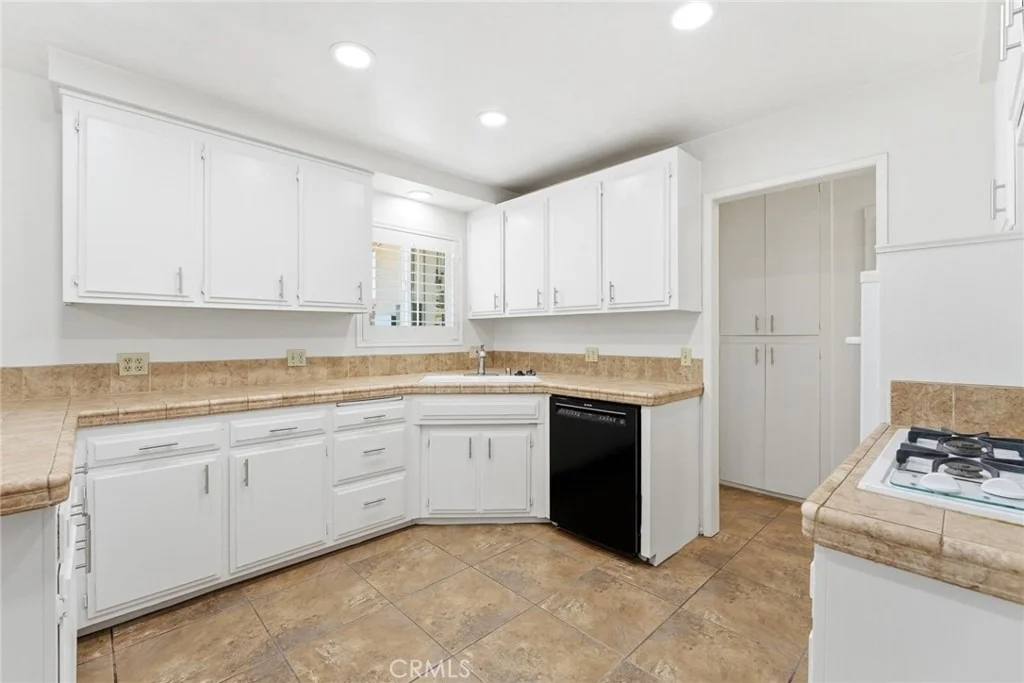 Photo of 780 Shellie Lane