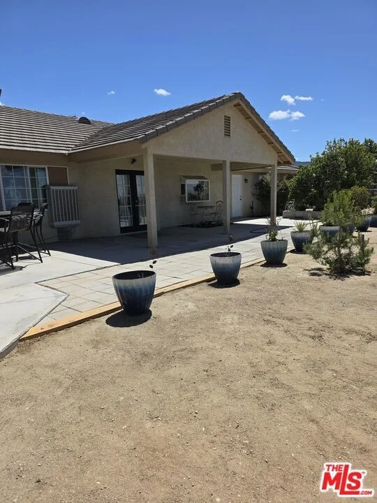 Photo of 1168 Smoke Tree Road