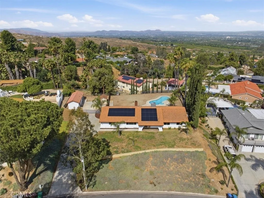 Photo of 15745 Saddleback Road