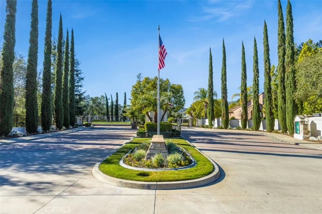 Photo of 5376 Edgewood Drive