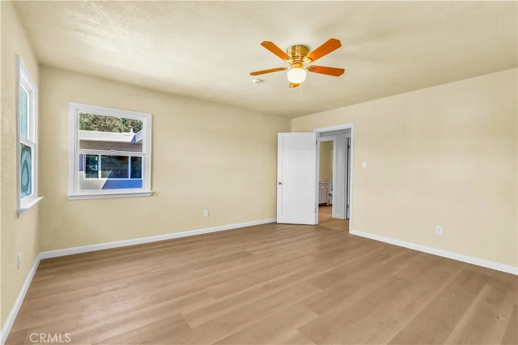 Photo of 15905 Kugelman