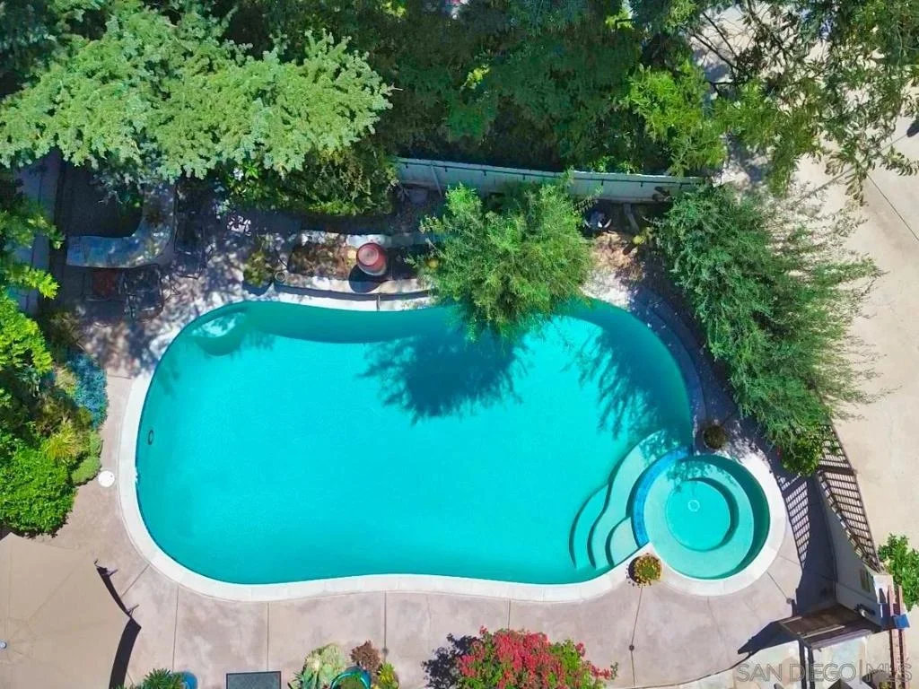 Photo of 1090 ELLEN LANE
