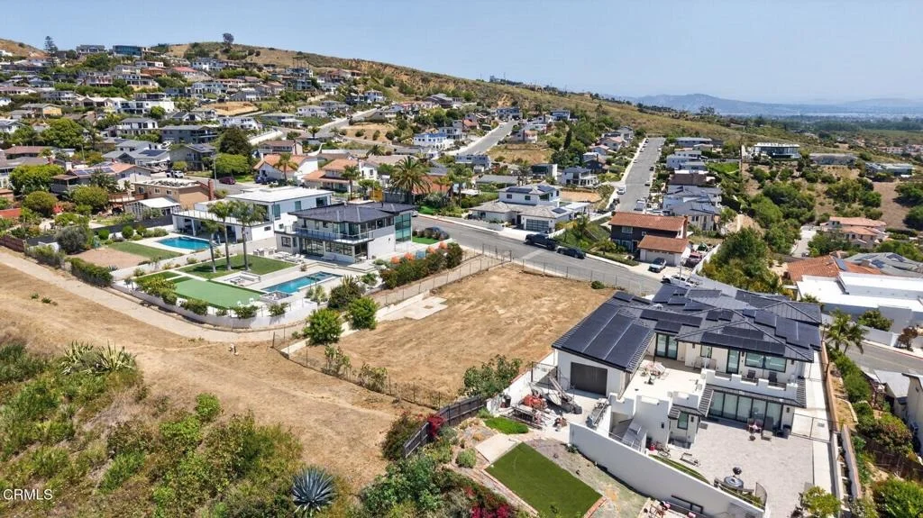 Photo of 619 Skyline Road