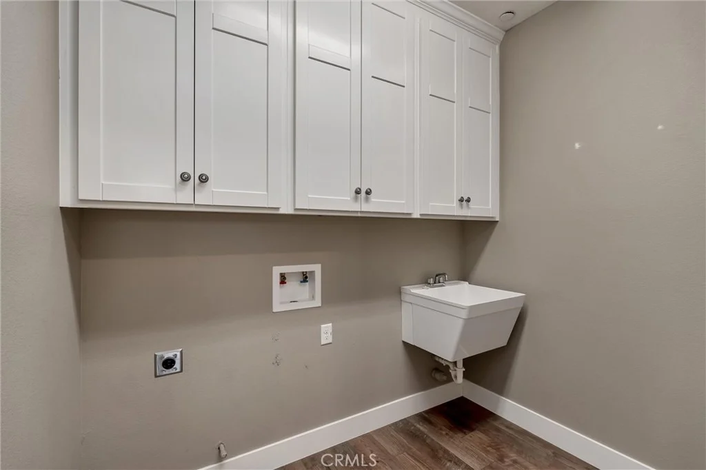 Photo of 1941 Waxwing Way