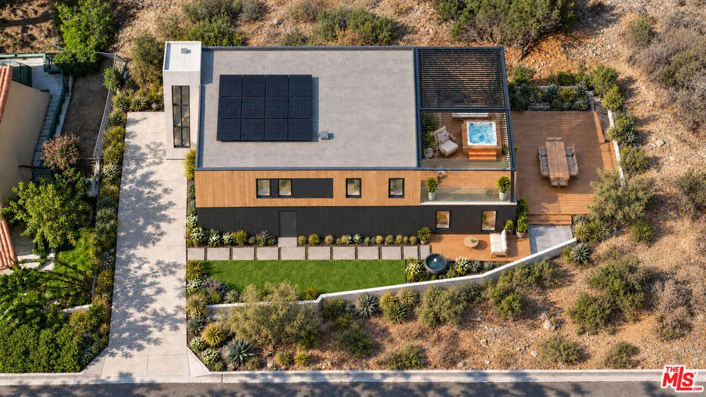 Photo of 399 Olinda Drive