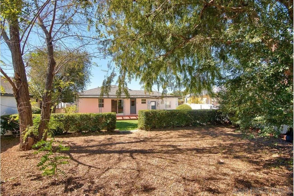 Photo of 4669 Valencia Dr