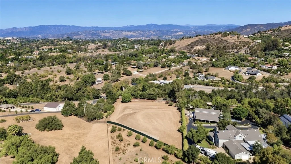 Photo of 3261 Live Oak Park