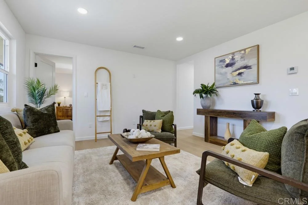 Photo of 930 Miramar Drive
