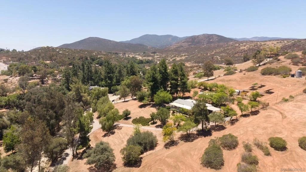 Photo of 1388 Marron Valley