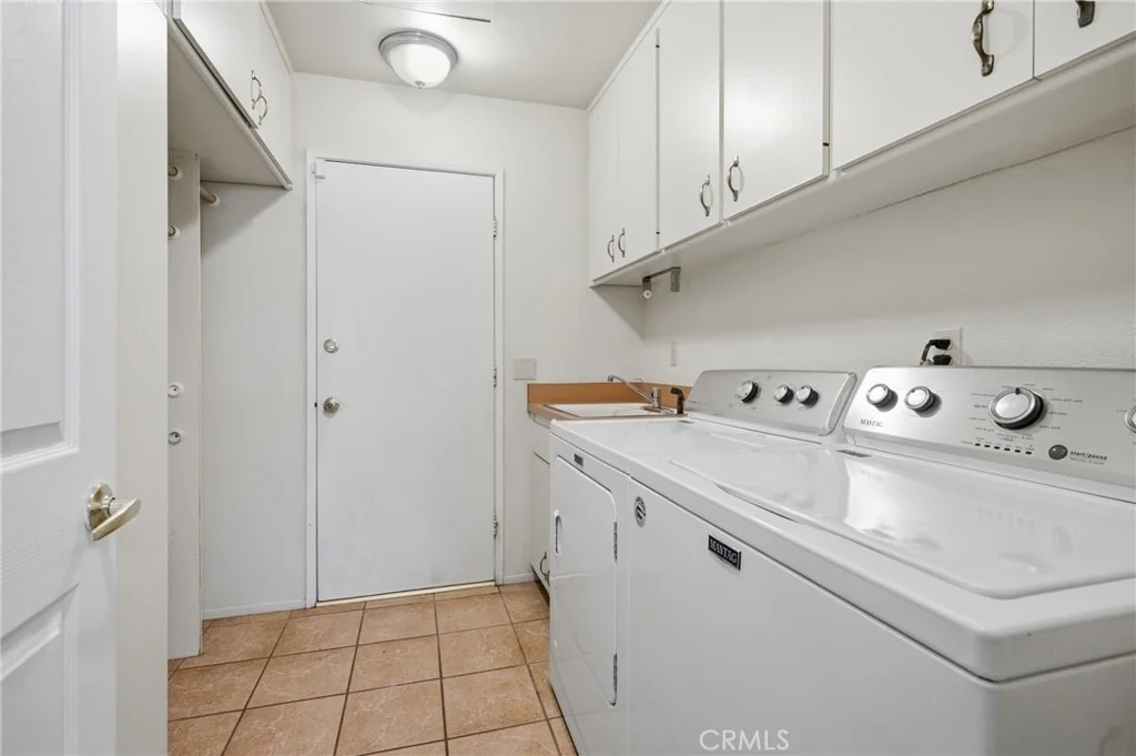 Photo of 3318 Celeste